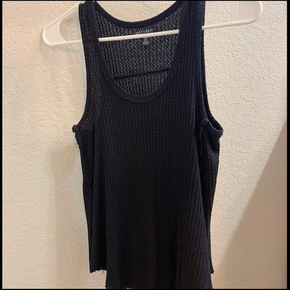 Black sleeveless top